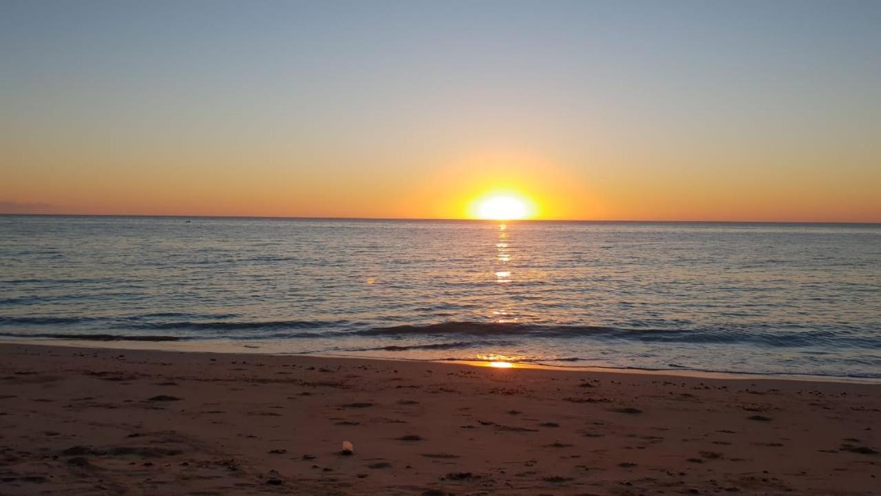 Chuiba Bay Lodge Пемба Экстерьер фото